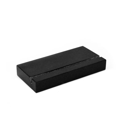 Plaque funéraire fixation-socle-granit-noir-absolu 17 plapuedacaes.com