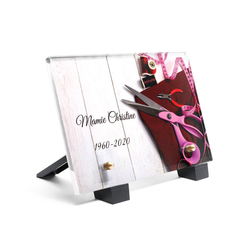 Plaque funéraire ciseaux-de-couturiere 26 plapuedacaes.com