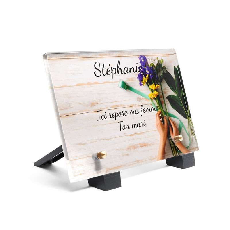 Plaque funéraire preparation-du-bouquet-de-fleurs 3 plapuedacaes.com