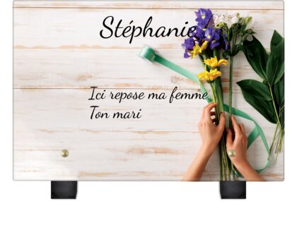 Plaque funéraire preparation-du-bouquet-de-fleurs 19 plapuedacaes.com
