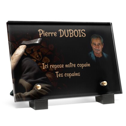 Plaque funéraire bucheron-avec-sa-hache 4 plapuedacaes.com
