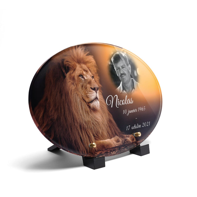 Plaque funéraire lion-majestueux-forme-ovale 18 plapuedacaes.com