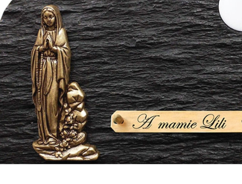 Plaque funéraire galets-blancs-vierge-marie 1 plapuedacaes.com
