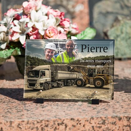 Plaque funéraire camion-chantier 6 plapuedacaes.com
