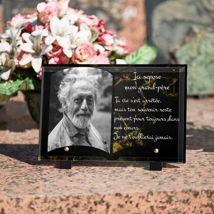 Plaque funéraire livre-marbre-noir-et-or 19 plapuedacaes.com
