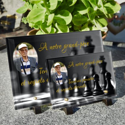Plaque funéraire pieces-dechecs 2 plapuedacaes.com
