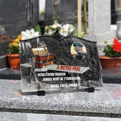 Plaque funéraire accordeon-sur-banc 12 plapuedacaes.com
