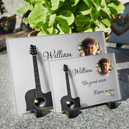 Plaque funéraire guitare-au-mur 29 plapuedacaes.com
