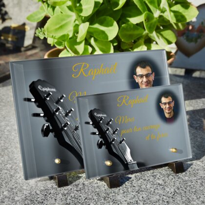 Plaque funéraire guitariste 18 plapuedacaes.com
