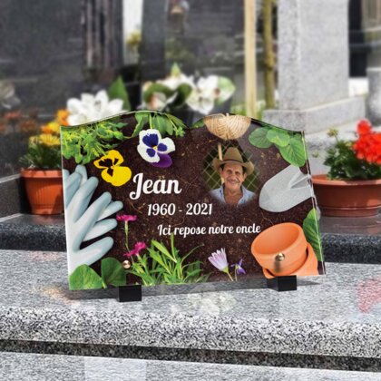 Plaque funéraire jardinage-vue-den-haut-forme-livre 24 plapuedacaes.com
