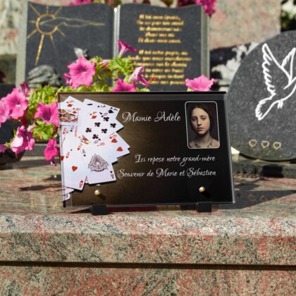 Plaque funéraire jeux-de-cartes 26 plapuedacaes.com
