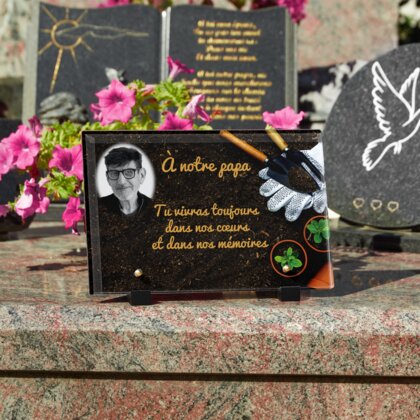 Plaque funéraire jardinier-semant 28 plapuedacaes.com
