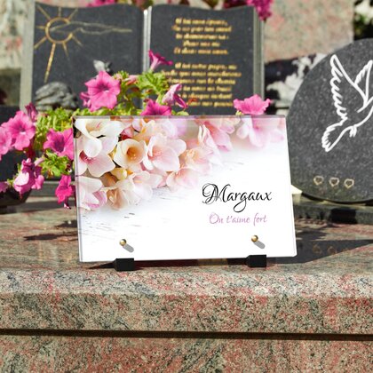 Plaque funéraire fleurs-sur-bois 15 plapuedacaes.com
