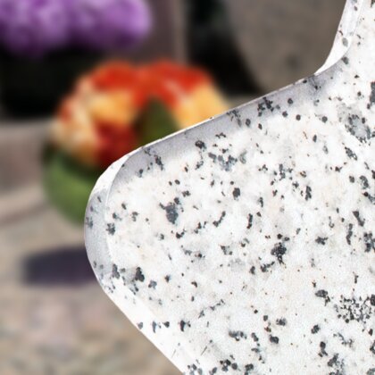 Plaque funéraire livre-granite-gris-forme-etoile 17 plapuedacaes.com
