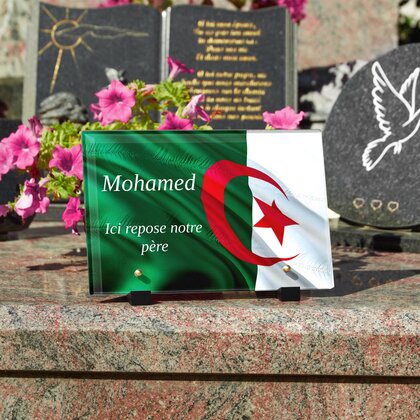 Plaque funéraire drapeau-algerien 18 plapuedacaes.com
