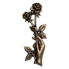 Roses en main